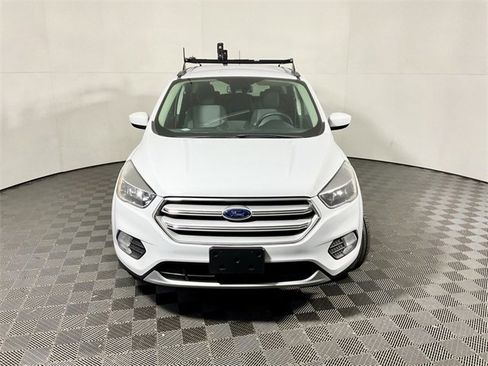 Used 2019 Ford Escape SE image 4