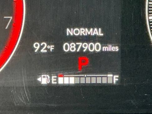 Used 2024 Honda Pilot EX-L image 34