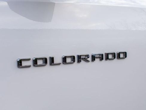 Used 2023 Chevrolet Colorado W/T image 10