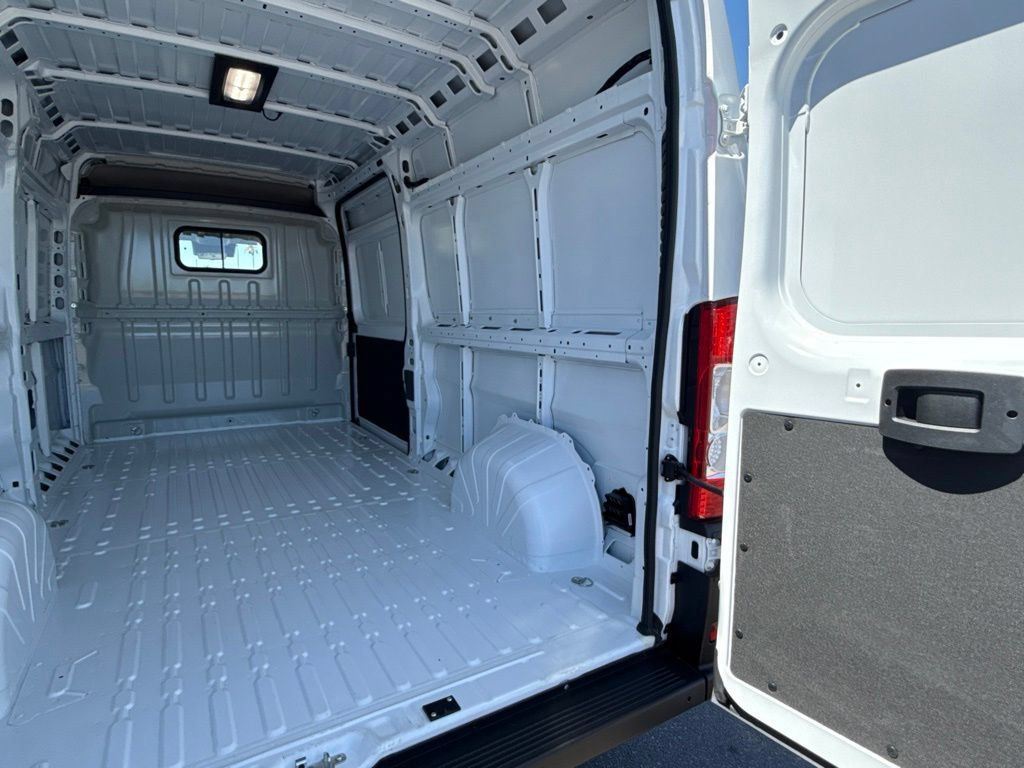New 2026 RAM ProMaster 3500 w/ Safety Group FWD image 13