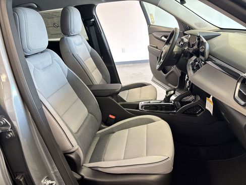 New 2026 Chevrolet TrailBlazer LT w/ Convenience Package image 39