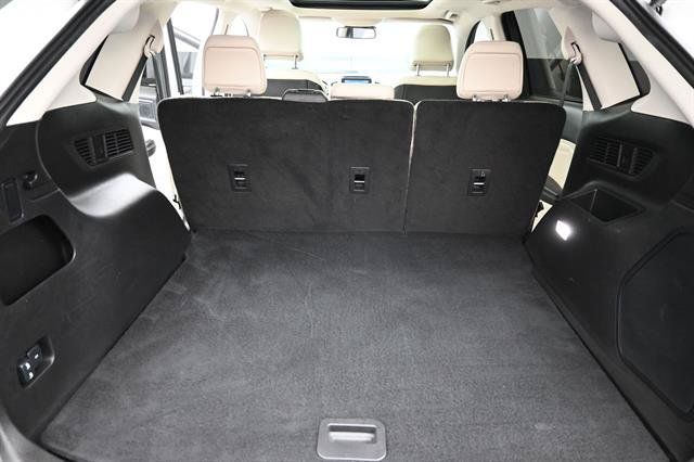 Certified 2024 Ford Edge Titanium AWD/4WD image 17