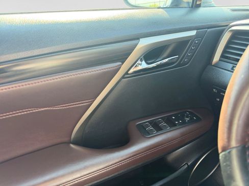 Used 2018 Lexus RX 350 AWD w/ Premium Package image 18