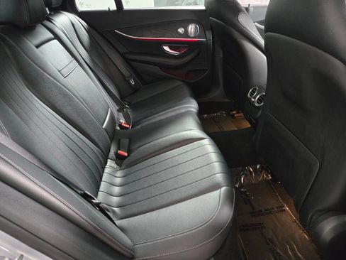 Used 2017 Mercedes-Benz E 300 image 18
