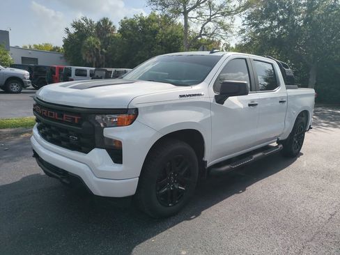 Used 2022 Chevrolet Silverado 1500 Custom w/ Rally Edition RWD image 10