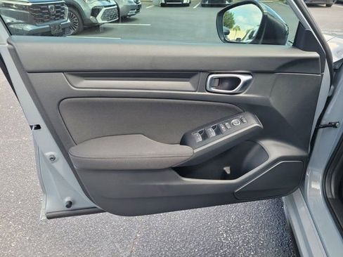 Used 2025 Honda Civic Sport image 14