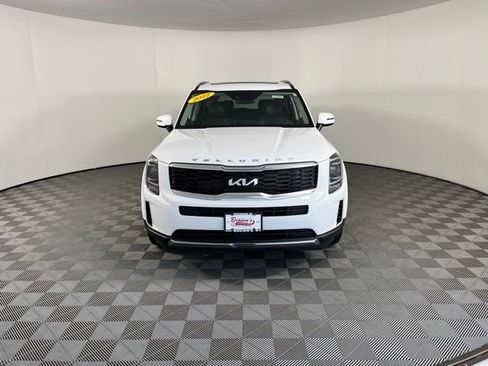 Used 2022 Kia Telluride S AWD/4WD image 2