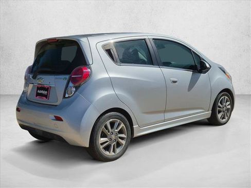 Used 2015 Chevrolet Spark LT FWD image 5