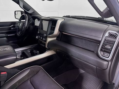 Used 2019 RAM 1500 Laramie w/ Sport Appearance Package AWD/4WD image 32