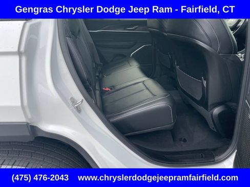 Certified 2023 Jeep Grand Cherokee Limited w/ Luxury Tech Group II AWD/4WD image 26