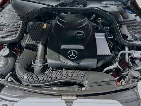 Used 2018 Mercedes-Benz C 300 Sedan image 32