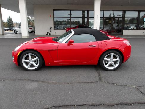 Used 2007 Saturn Sky 2dr Conv w/ Premium Trim Pkg image 2