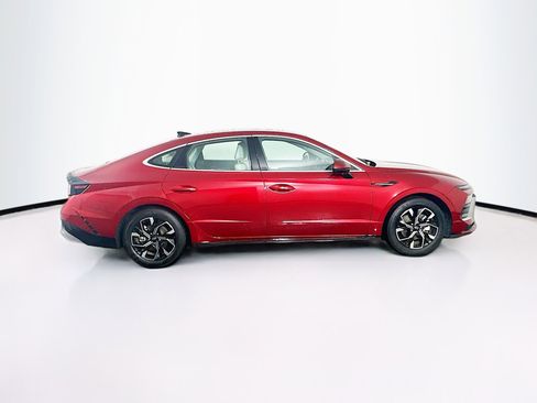 Used 2025 Hyundai Sonata SEL FWD image 10