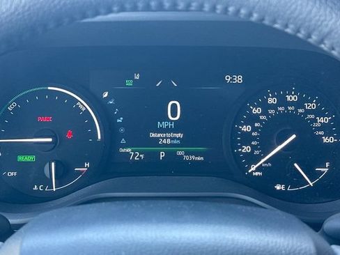 Certified 2026 Toyota Sienna XLE FWD image 30