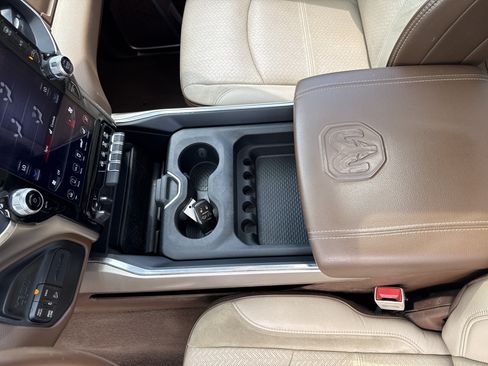 Used 2021 RAM 2500 Laramie AWD/4WD image 28