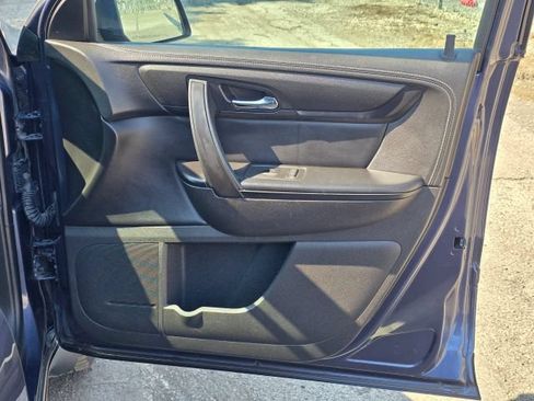 Used 2014 Chevrolet Traverse LT w/ All-Star Edition FWD image 17