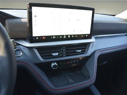 Used 2025 Ford Explorer ST w/ Sun And Sound Package image 10