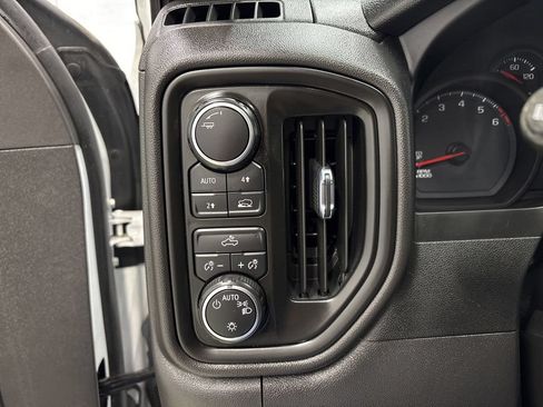 Used 2023 Chevrolet Silverado 1500 Custom AWD/4WD image 30