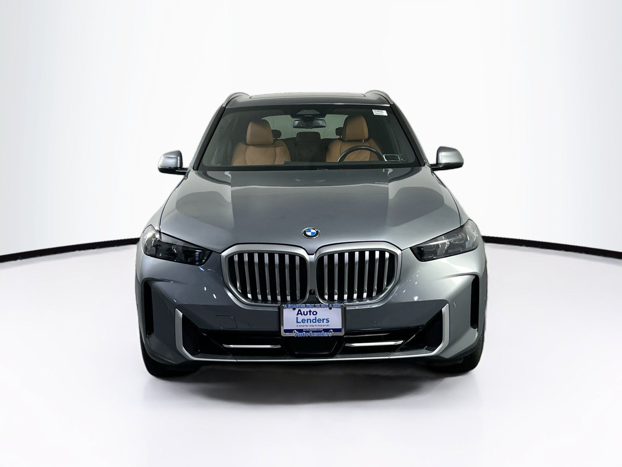 Used 2024 BMW X5 xDrive40i w/ Parking Assistance Package AWD/4WD image 2