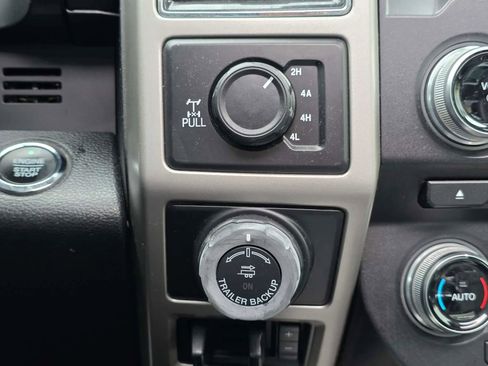 Used 2017 Ford F150 Lariat w/ Equipment Group 502A Luxury image 28