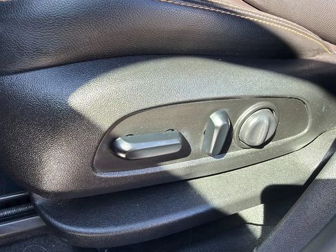 Used 2019 GMC Terrain SLT AWD/4WD image 21