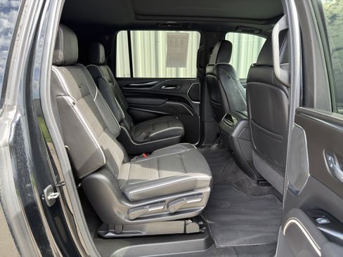 Certified 2024 Cadillac Escalade ESV Sport w/ Touring Package AWD/4WD image 22