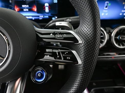 Certified 2025 Mercedes-Benz GLA 35 AMG 4MATIC image 11