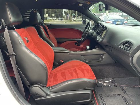 Used 2019 Dodge Challenger R/T Scat Pack w/ Widebody Package RWD image 24