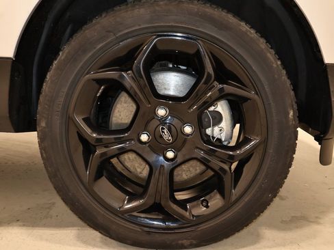 Certified 2022 Ford EcoSport SES w/ Interior Protection Package image 34