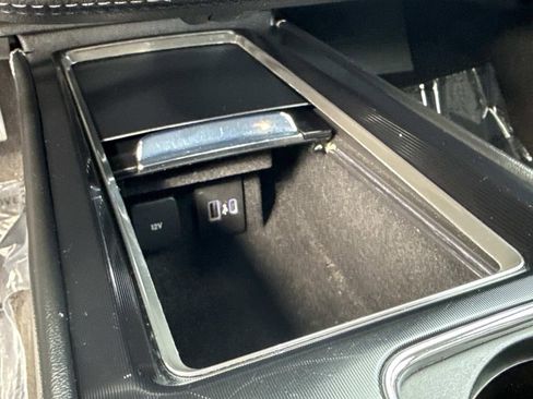 Used 2022 Lincoln Corsair Standard 4D Sport Utility w/ Equipment Group 101A image 6