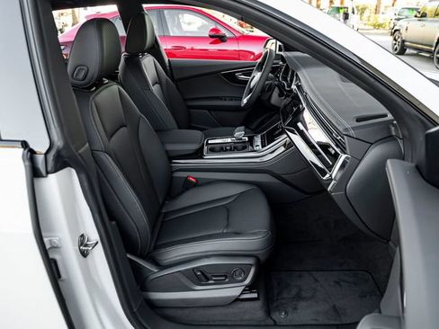 Used 2026 Audi Q8 Premium Plus AWD/4WD image 27