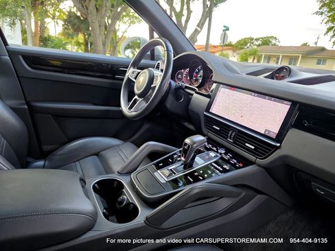 Used 2019 Porsche Cayenne image 47