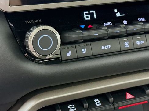 New 2026 Toyota Tundra Platinum AWD/4WD image 20