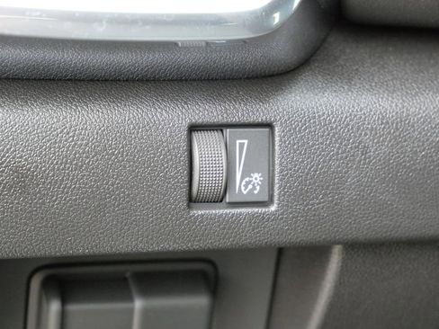 New 2026 GMC Canyon Elevation w/ Convenience Package image 41