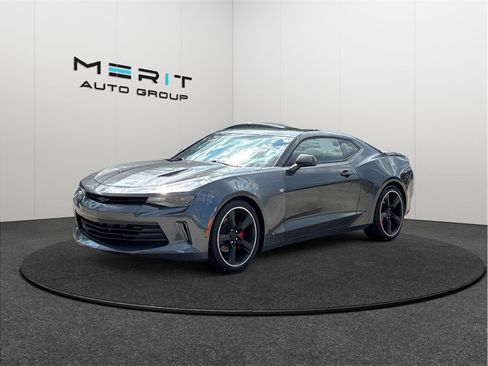 Used 2017 Chevrolet Camaro LT w/ RS Package RWD image 4