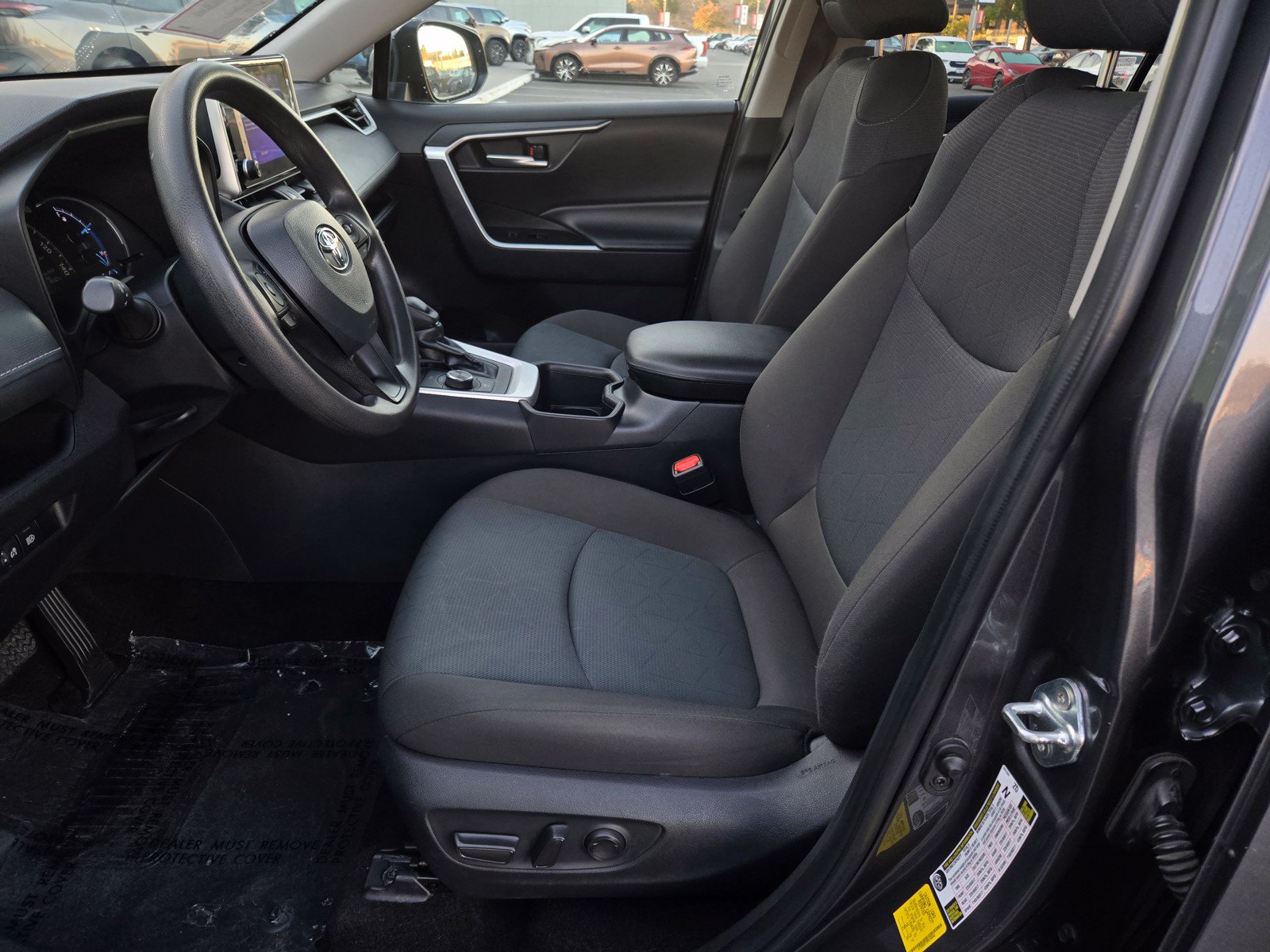 Certified 2025 Toyota RAV4 XLE AWD/4WD image 15