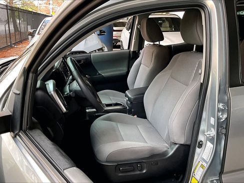 Used 2023 Toyota Tacoma SR5 image 7