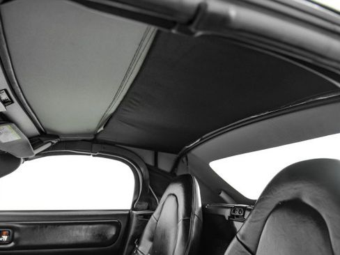 Used 2002 Toyota MR2 image 22