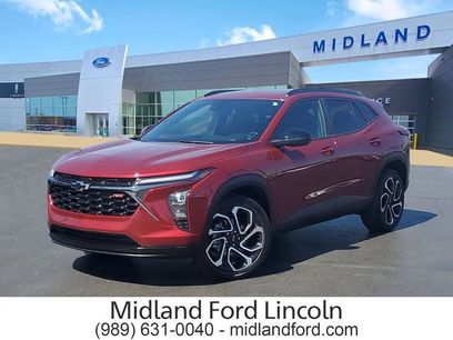 Used 2025 Chevrolet Trax RS w/ Driver Confidence Package