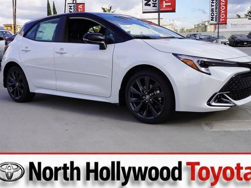 New 2026 Toyota Corolla XSE image 3