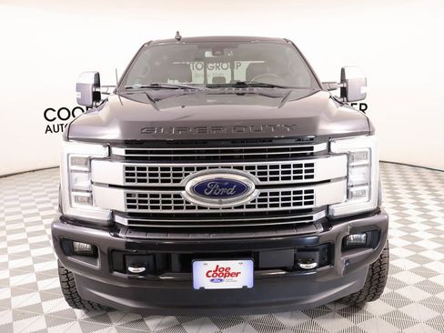 Used 2019 Ford F250 Platinum w/ Platinum Ultimate Package image 10