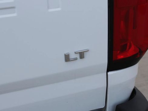 Used 2022 Chevrolet Colorado LT w/ Fleet Safety Package RWD image 10