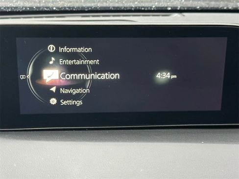 Used 2023 MAZDA MAZDA3 s image 27