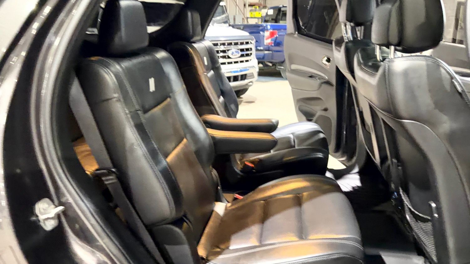 Used 2020 Dodge Durango R/T w/ Blacktop Package AWD/4WD image 23