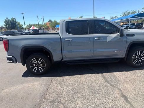 Used 2025 GMC Sierra 1500 AT4 w/ AT4 Premium Package AWD/4WD image 11