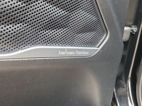 Certified 2022 Hyundai Santa Fe Limited image 23