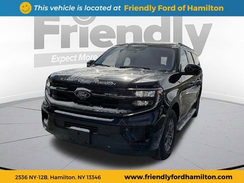 Used 2025 Ford Expedition Max Active AWD/4WD image 1