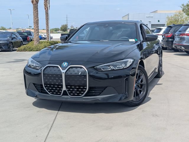 Used 2024 BMW i4 eDrive35 w/ Premium Package RWD image 3