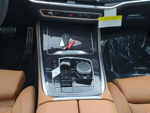 New 2026 BMW X5 xDrive40i w/ M Sport Package AWD/4WD image 15