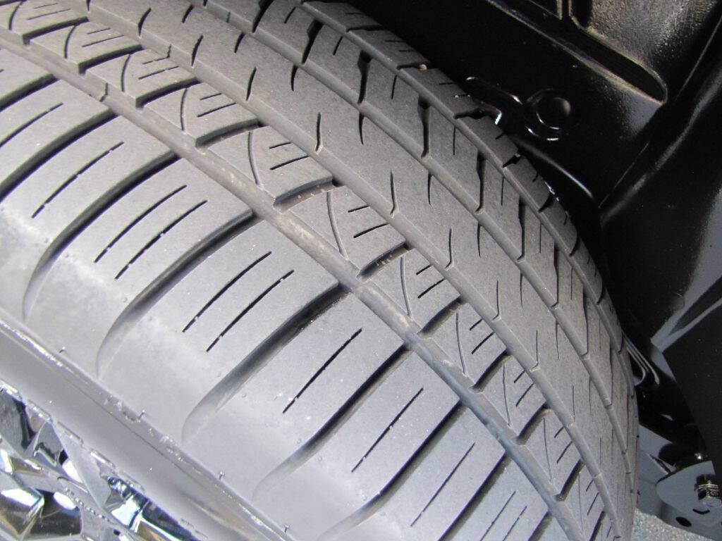 Used 2022 Jeep Wrangler Unlimited Sahara AWD/4WD image 29